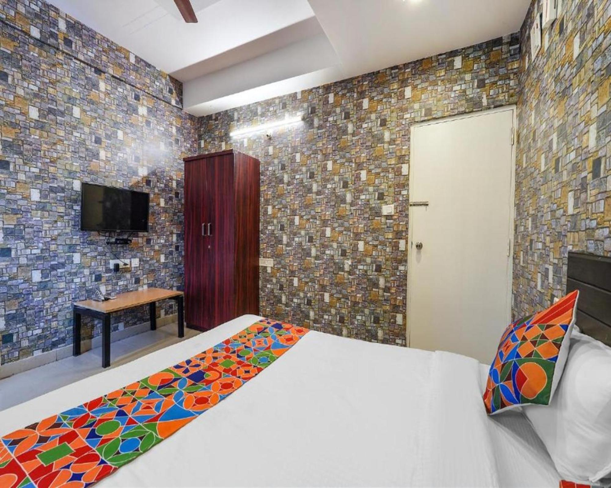 Fabexpress Kings Suites I Бангалор Экстерьер фото